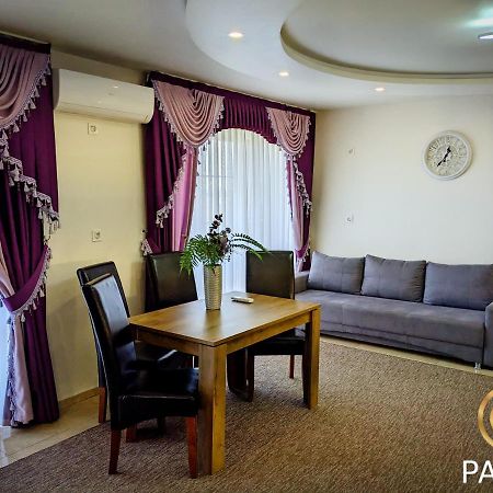 Palace Hotel Uman Ngoại thất bức ảnh